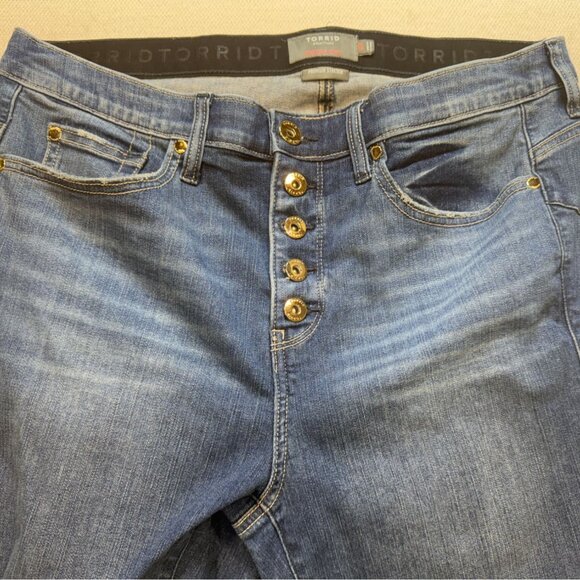 Torrid Women Bombshell Skinny Jeans Sze 16R Blue Denim Stretch Button Fly Casual - Picture 7 of 12